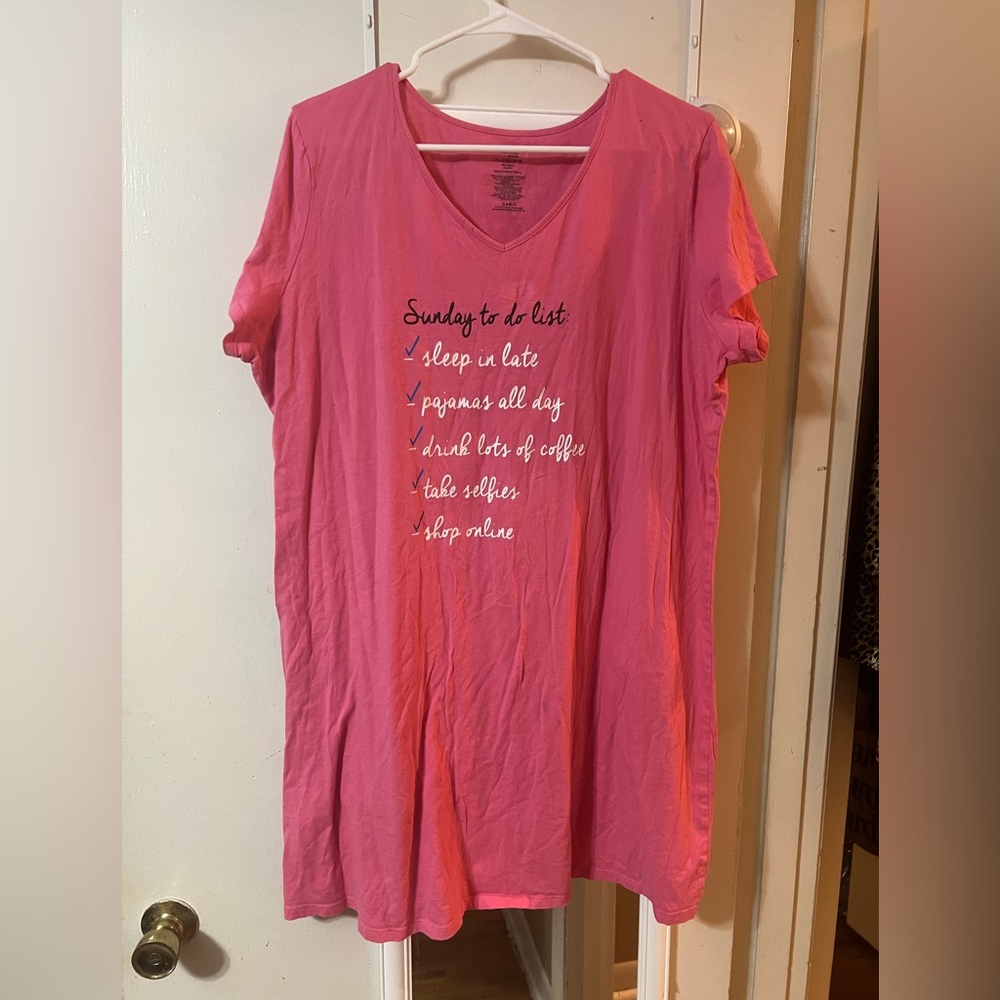 Secret Treasures Pre-owned Night Shirt